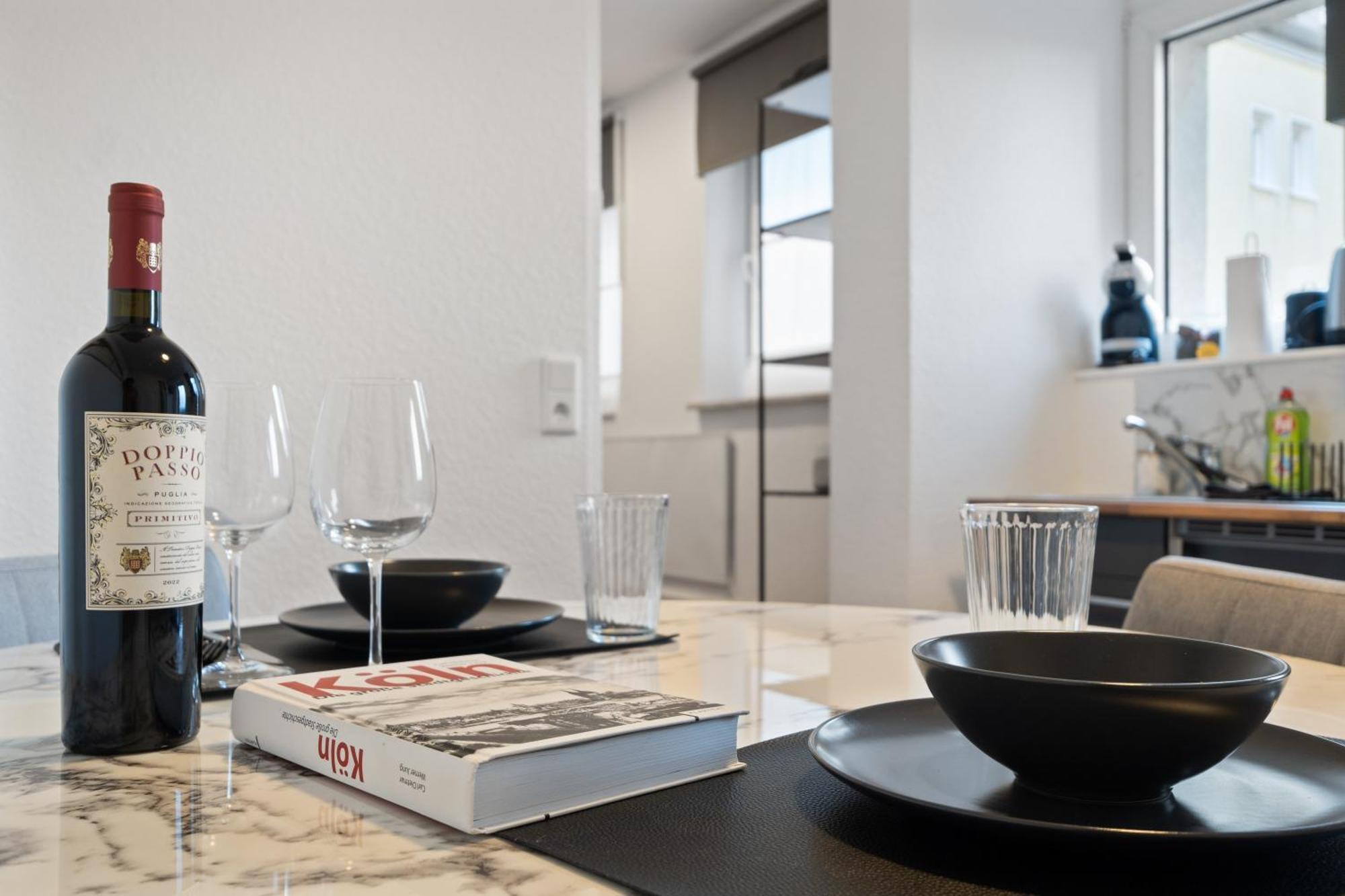 Modernes Apartement Am Rhein In Ruhiger Lage Köln Exteriör bild